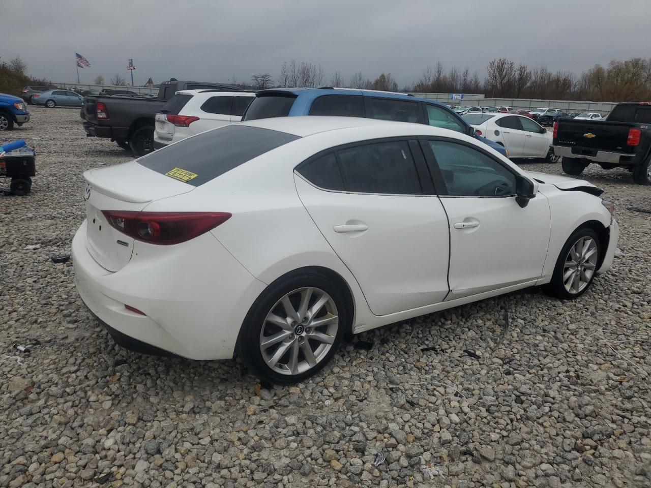 2017 Mazda 3 - Image 3