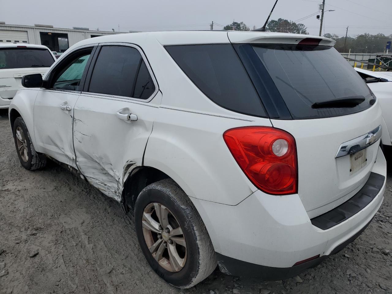 2014 Chevrolet Equinox - Image 2