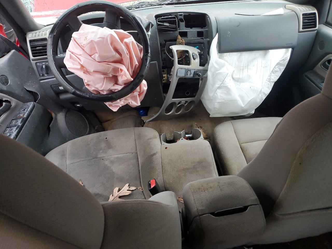 2005 Chevrolet Colorado - Image 8