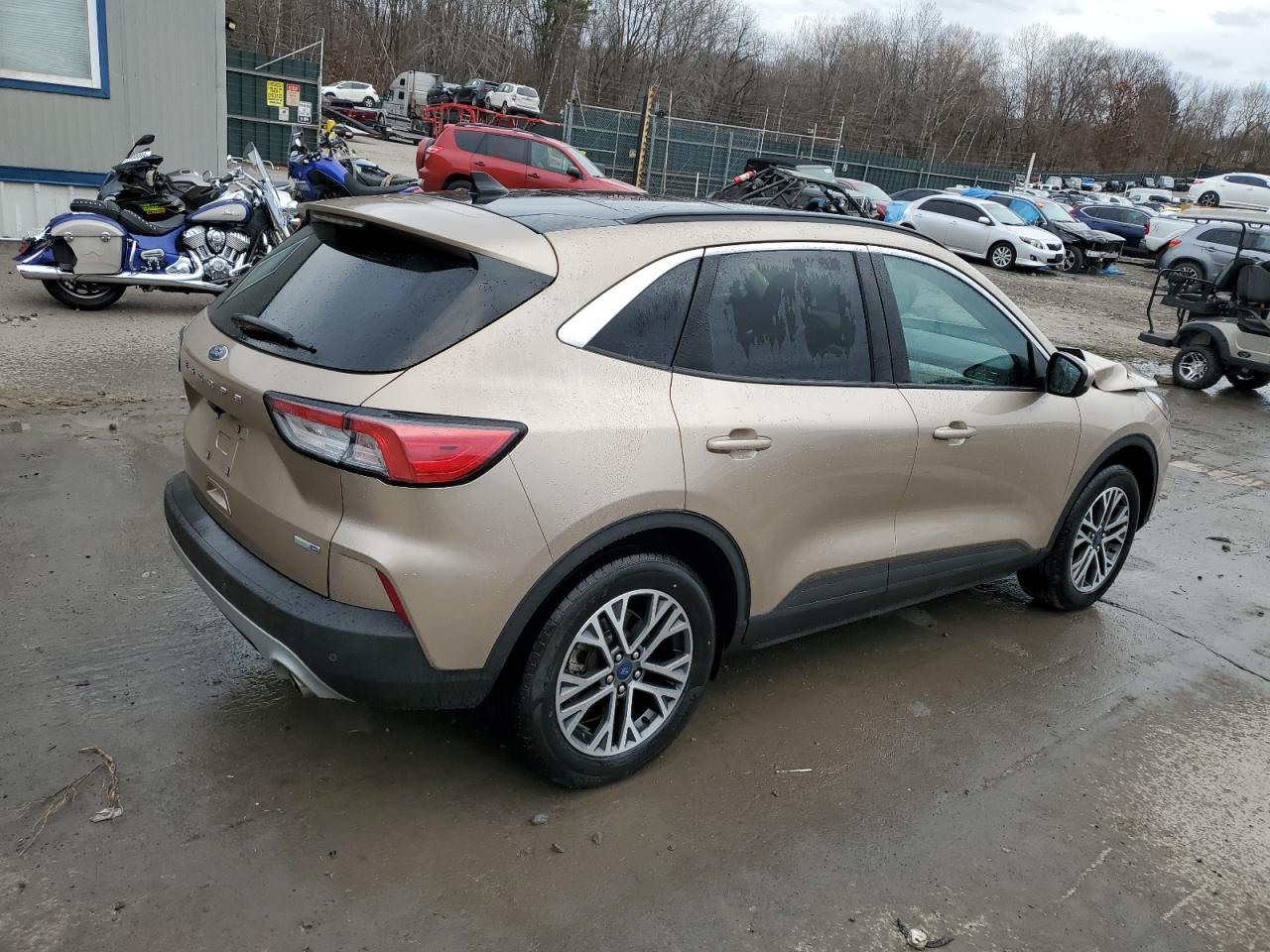 2020 Ford Escape - Image 3
