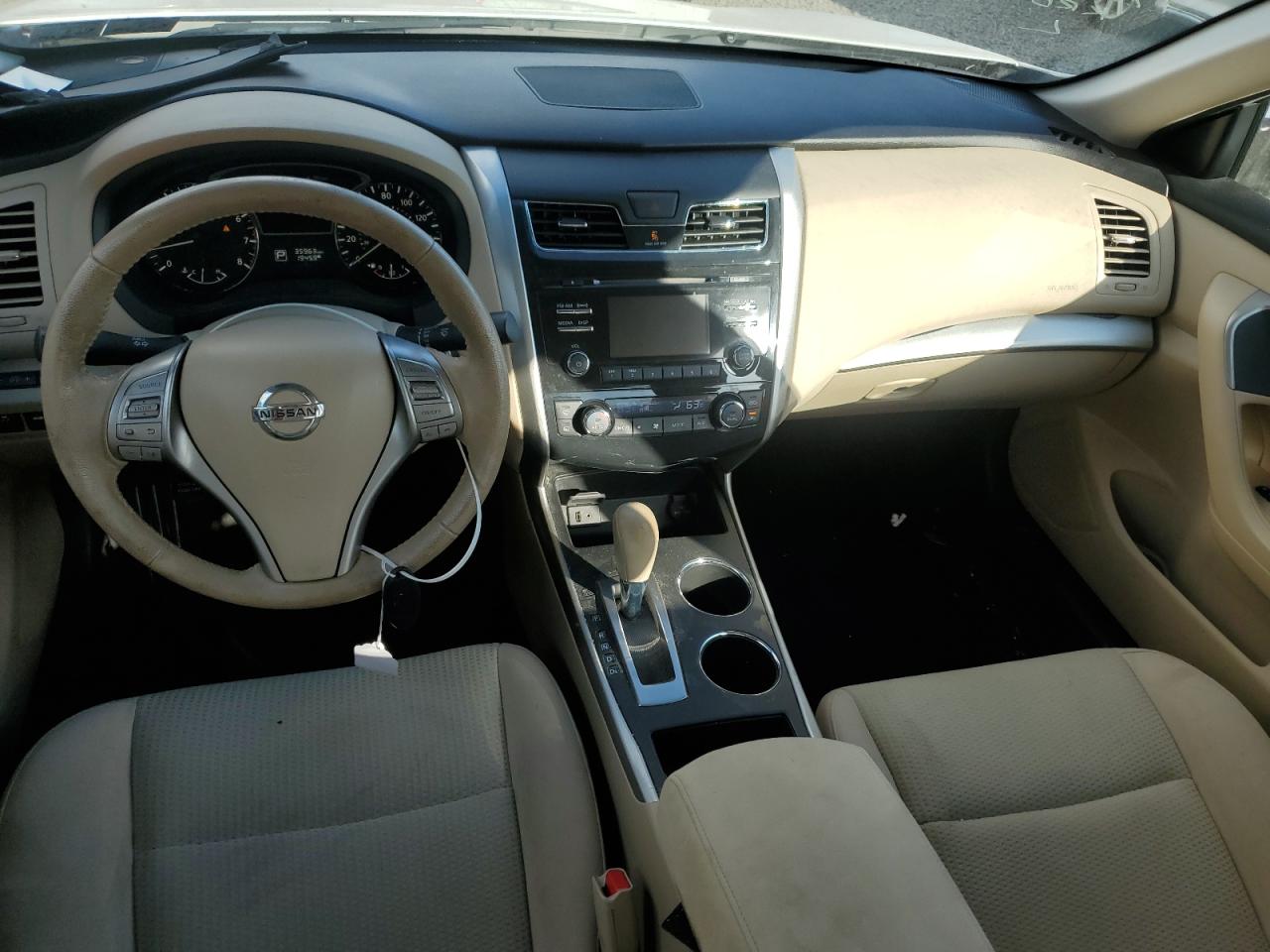 2015 Nissan Altima - Image 8