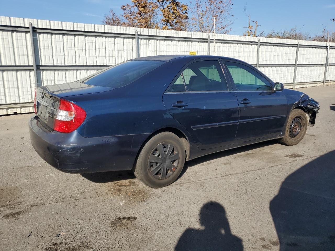 2004 Toyota Camry Le VIN: 4T1BE32K44U278551 Lot: 79564074