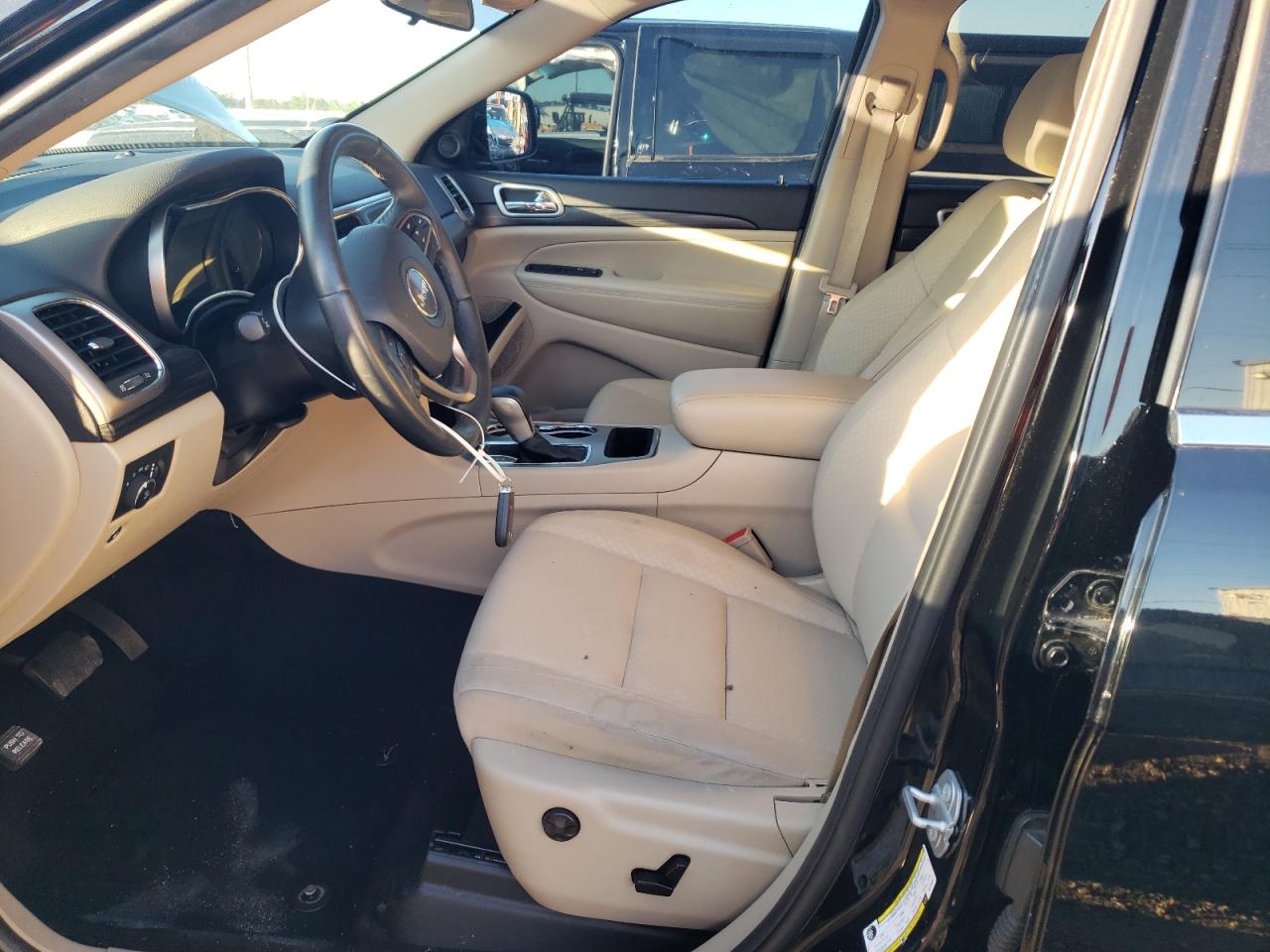 2019 Jeep Grand Cherokee - Image 7