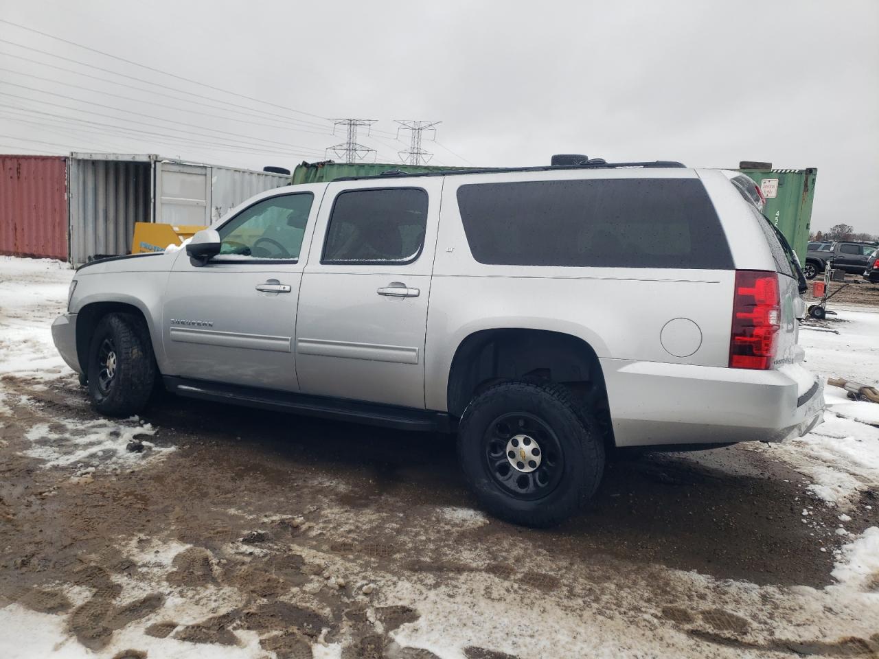 2012 Chevrolet Suburban - Image 2