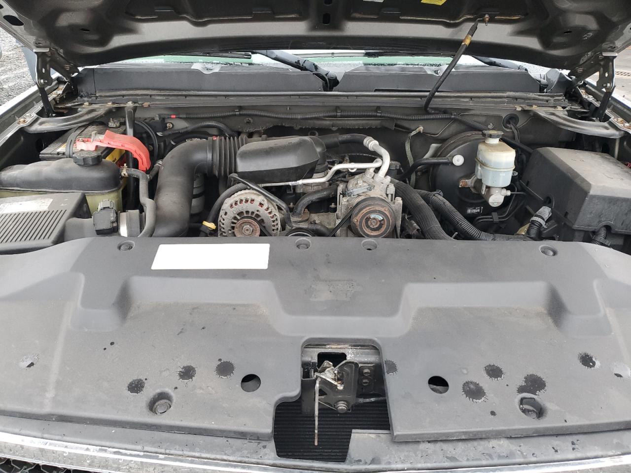 2009 Chevrolet Silverado - Image 11