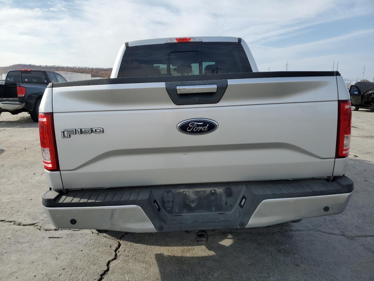 2015 Ford F-150 - Image 6