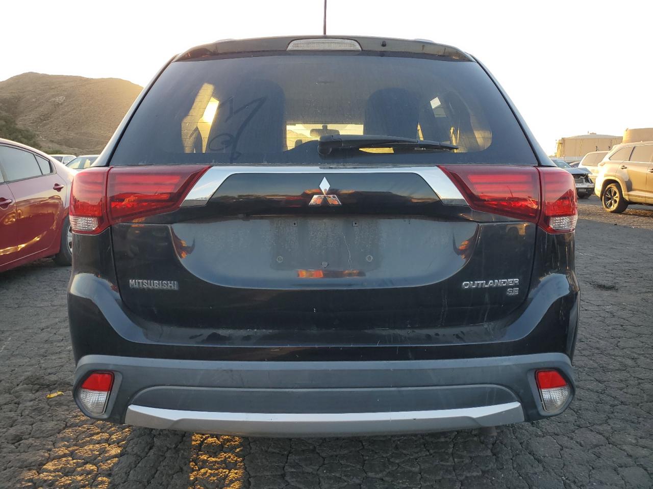 2016 Mitsubishi Outlander Se VIN: JA4AZ3A37GZ023490 Lot: 81002114