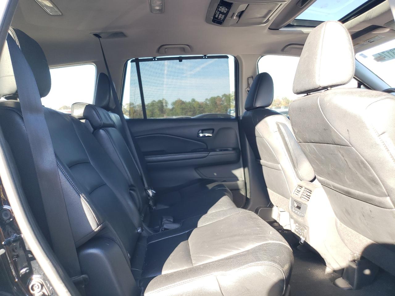 2016 Honda Pilot Touring VIN: 5FNYF6H95GB001096 Lot: 81273174