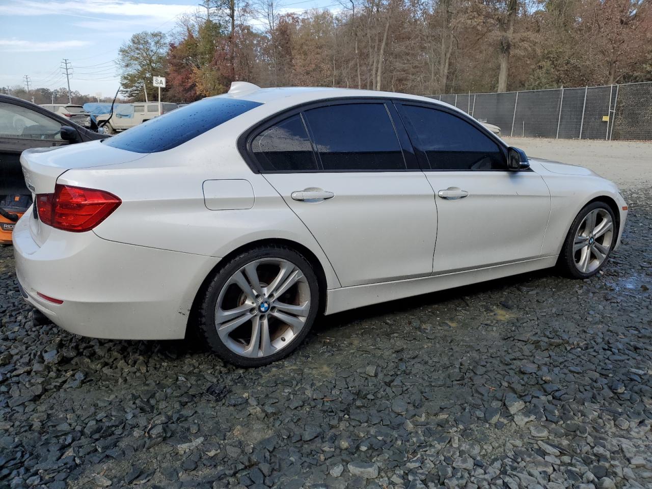 VIN WBA3A9G5XDNP36417 2013 BMW 3 SERIES no.3