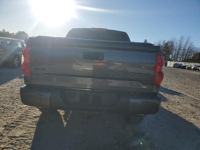  TOYOTA TUNDRA 2016 Серый