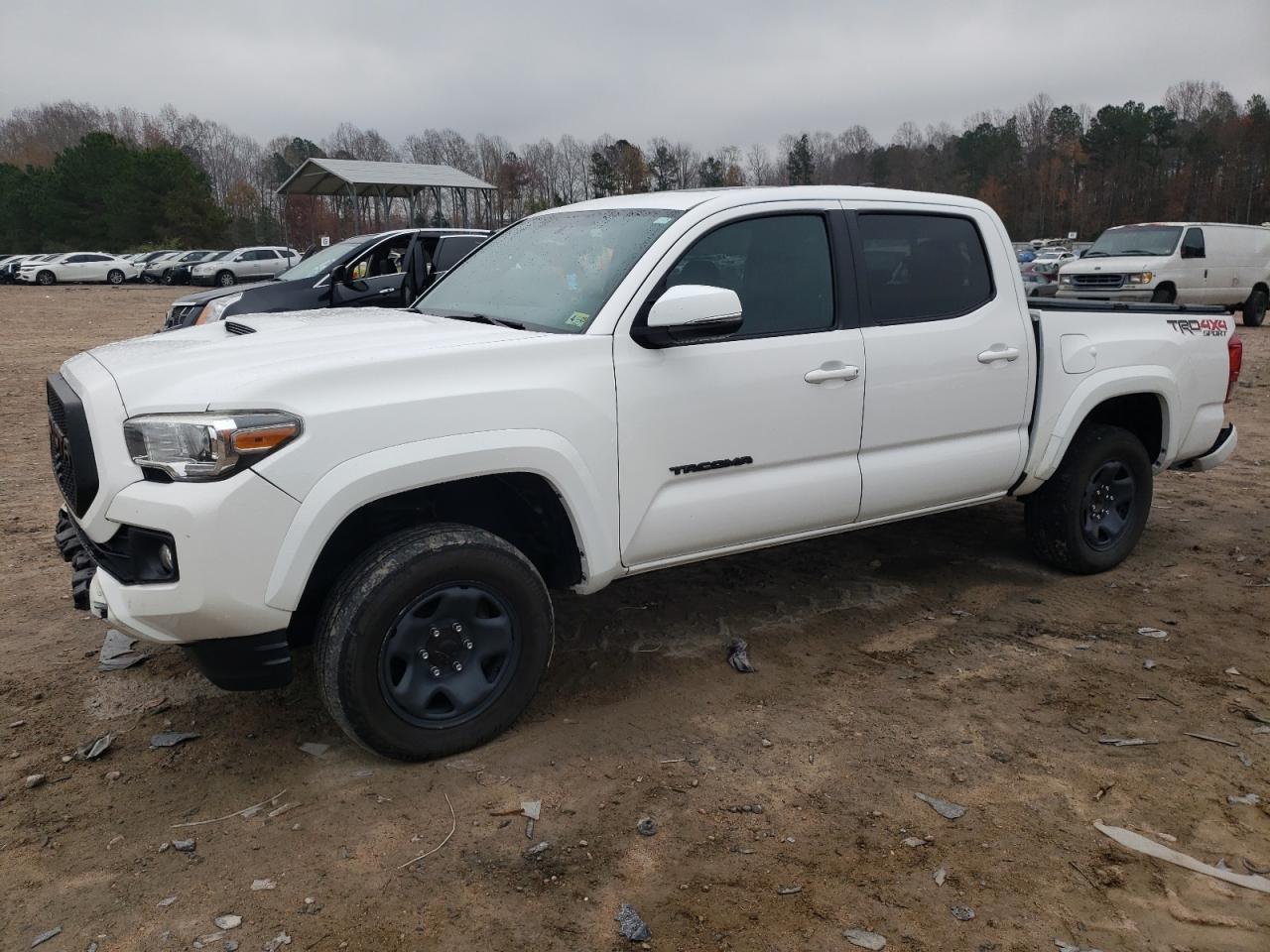 VIN 5TFCZ5AN5GX032261 2016 TOYOTA TACOMA no.1