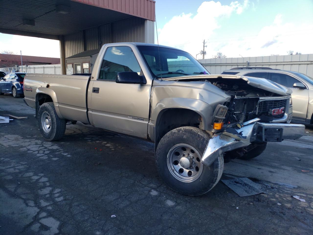 2000 GMC Sierra - Image 4