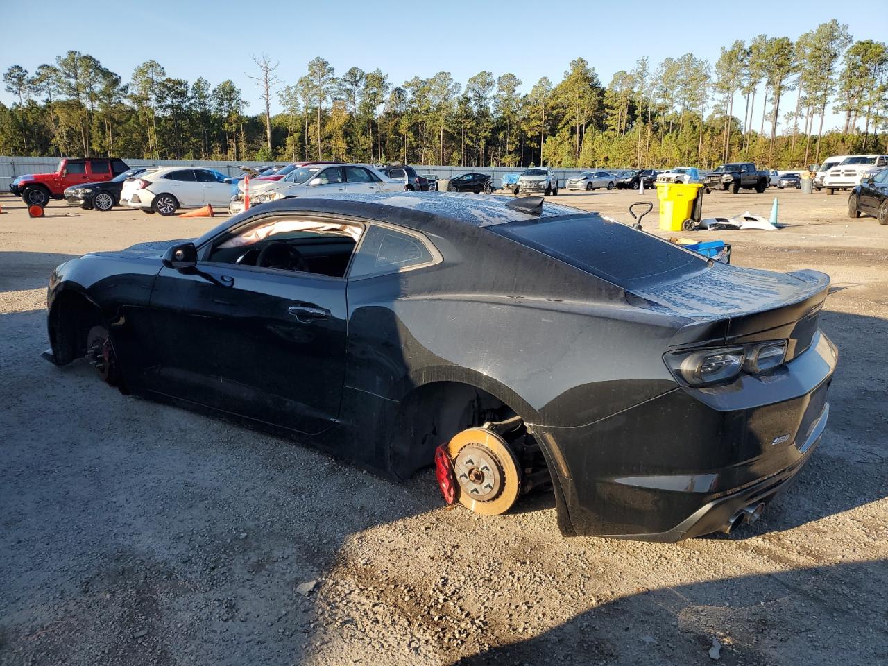 2019 Chevrolet Camaro - Image 2