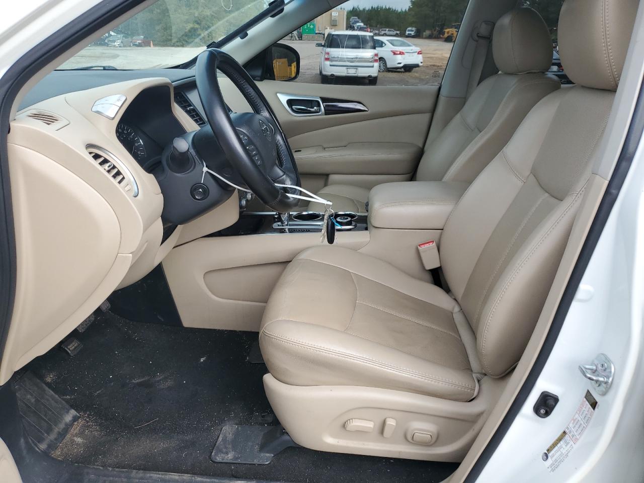 2016 Nissan Pathfinder - Image 7