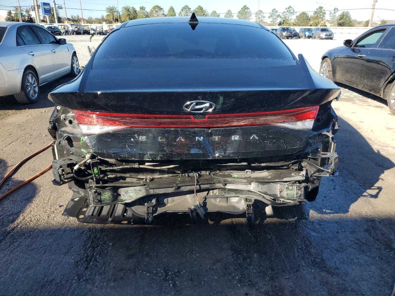 2023 Hyundai Elantra - Image 6