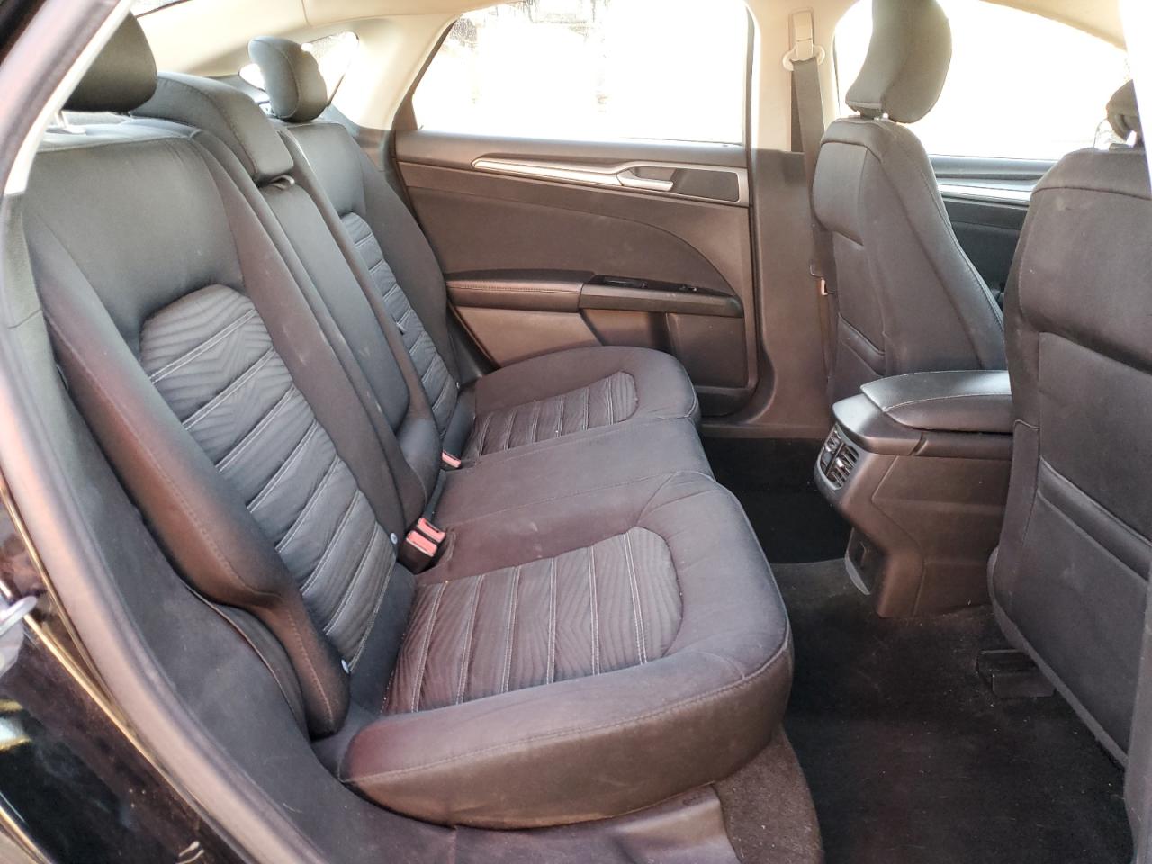 2016 Ford Fusion - Image 10