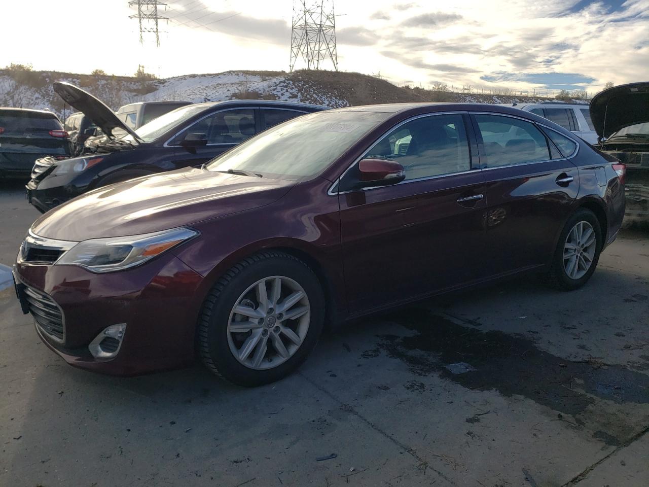 2013 Toyota Avalon - Image 1