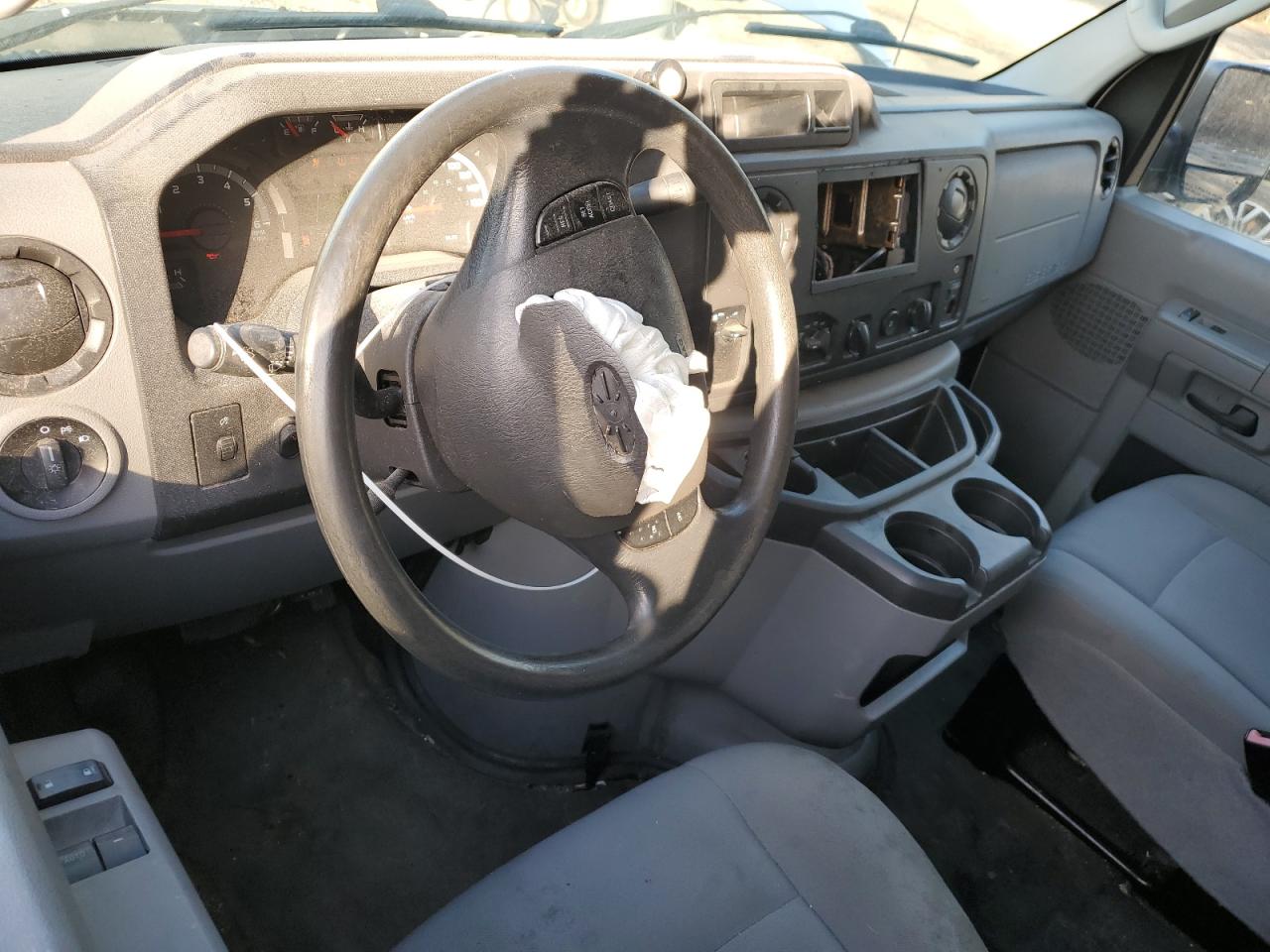 2014 Ford Econoline - Image 8