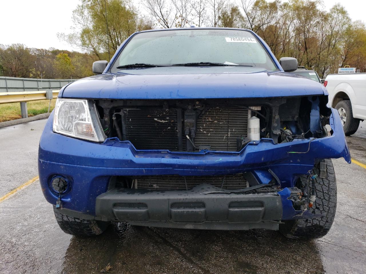 2015 Nissan Navara (Frontier) - Image 5