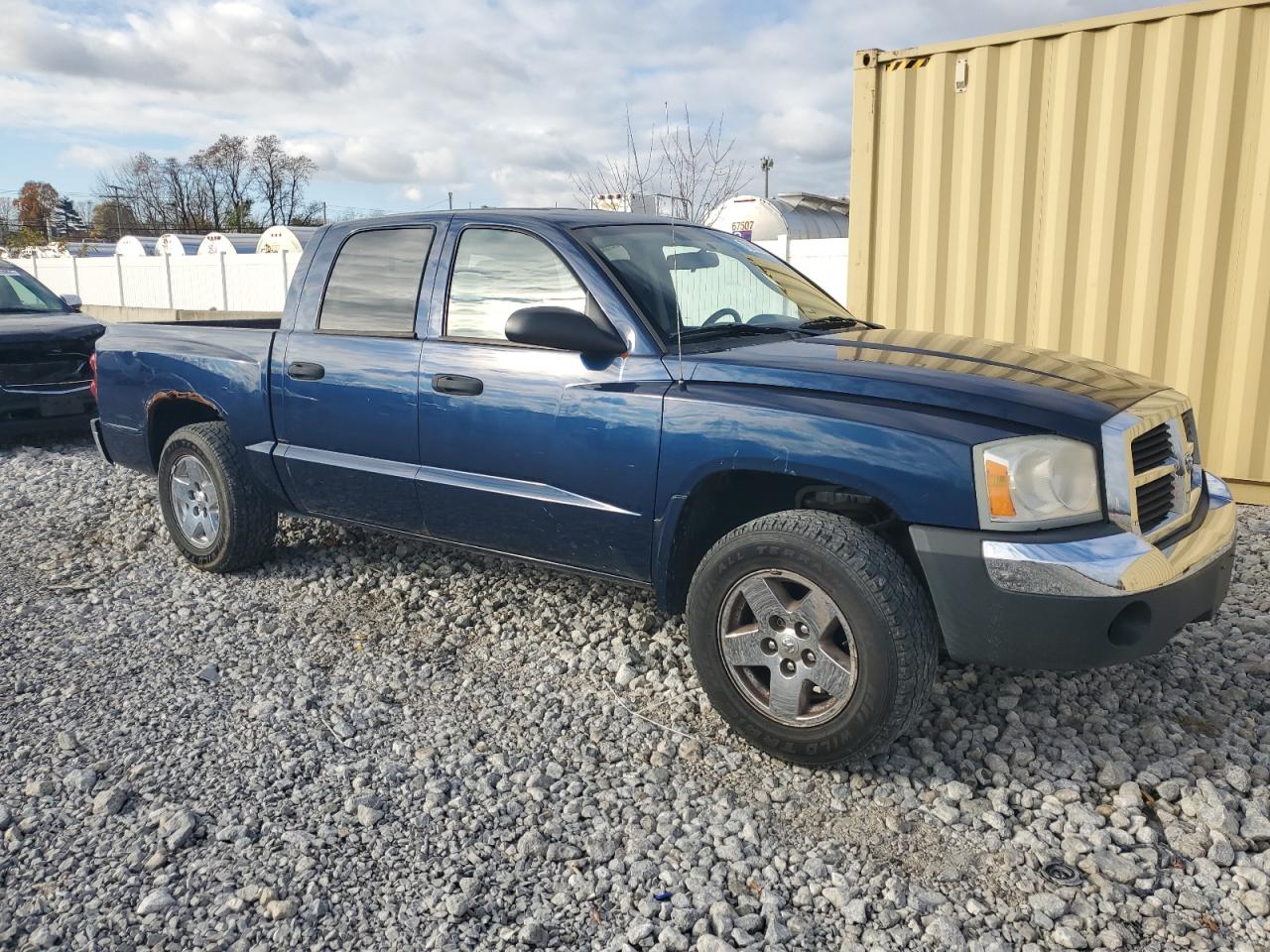 2005 Dodge Dakota Quad Slt VIN: 1D7HE48N25S304783 Lot: 79870154