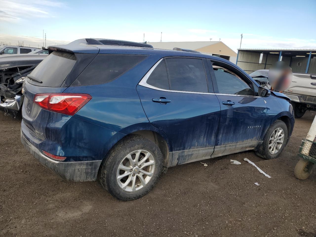 2019 Chevrolet Equinox - Image 3