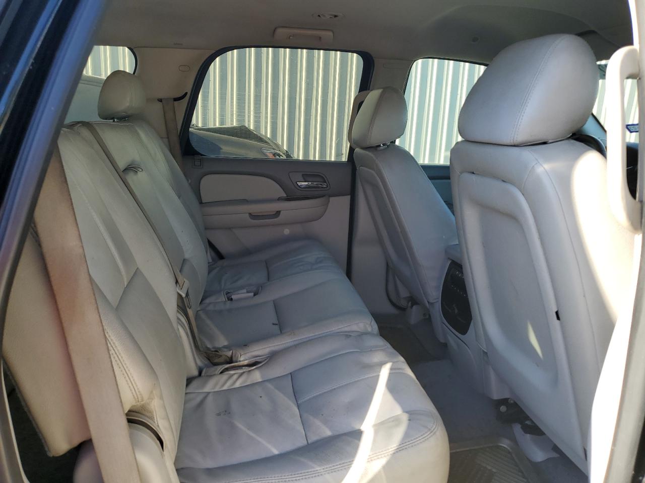 2008 GMC Yukon VIN: 1GKFC13058R120522 Lot: 80121984