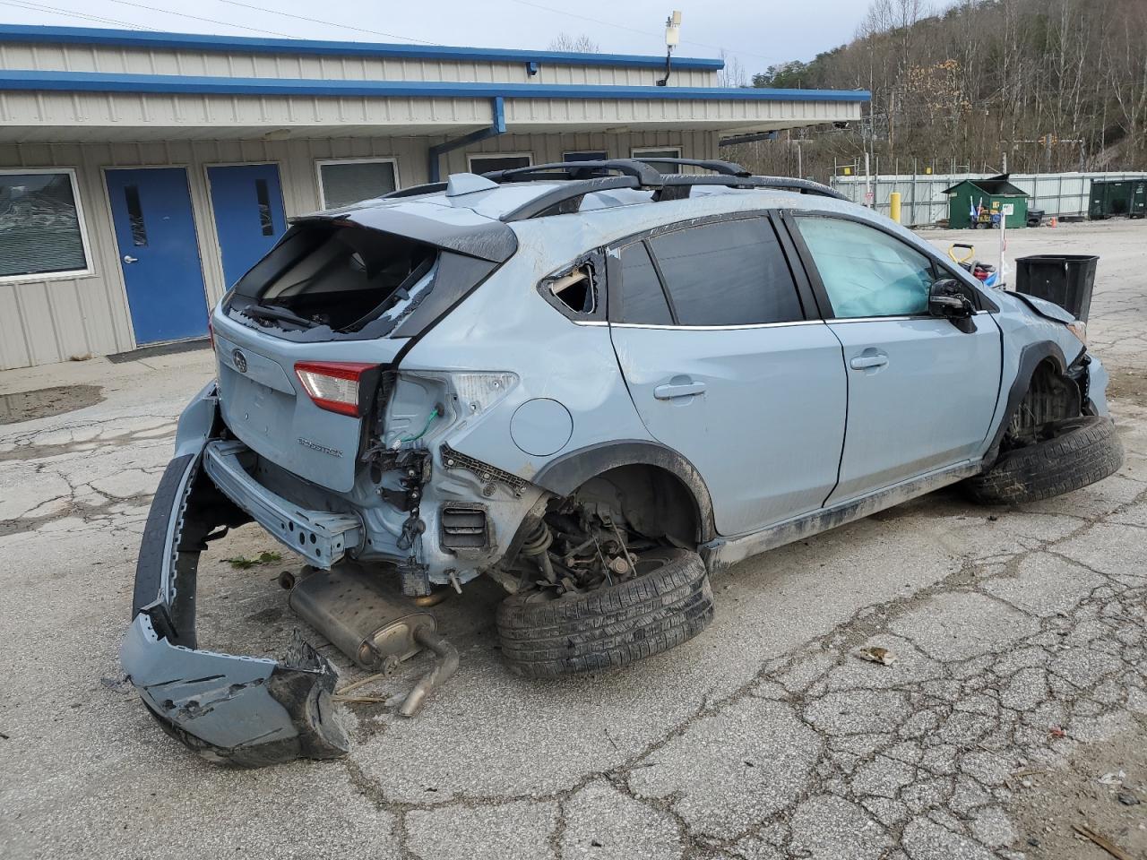 VIN JF2GTAMC4K8261797 2019 SUBARU CROSSTREK no.3