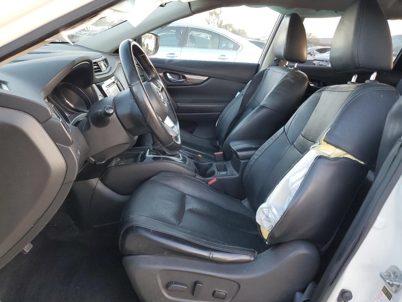 2017 Nissan Rogue - Image 7