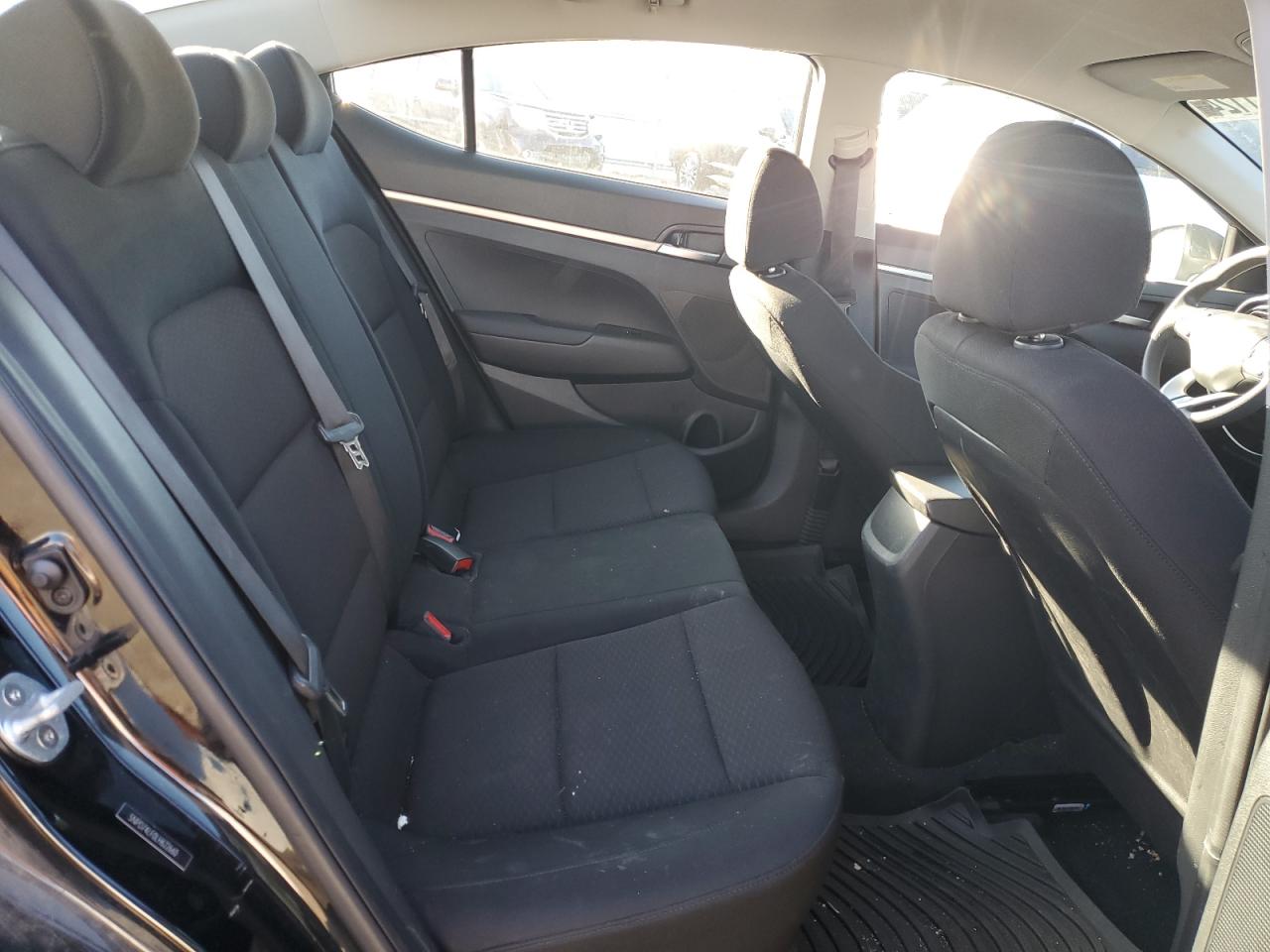 2020 Hyundai Elantra - Image 10