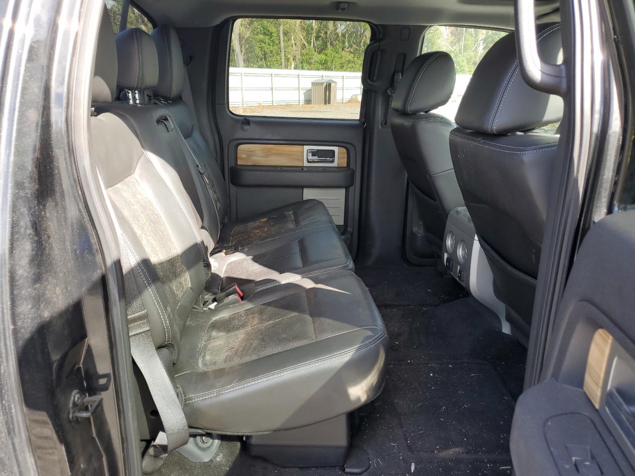 2011 Ford F-150 - Image 10
