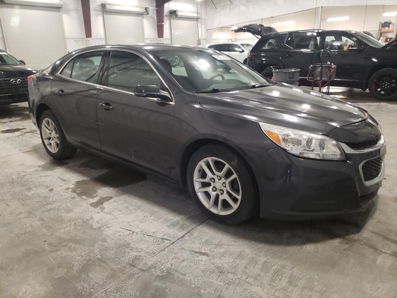 VIN 1G11C5SL2FF299523 2015 CHEVROLET MALIBU no.4