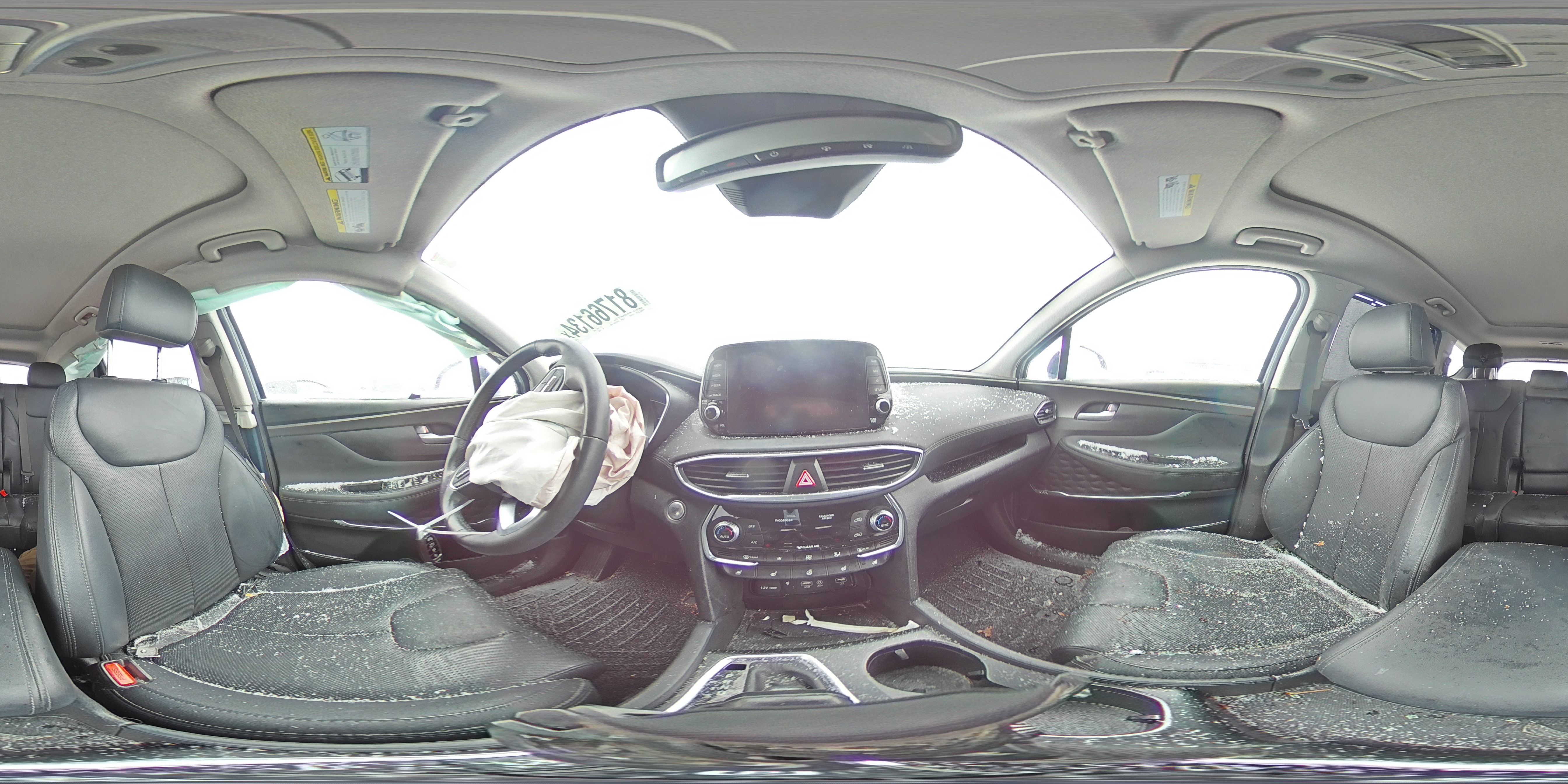 2020 Hyundai Santa Fe - Image 13