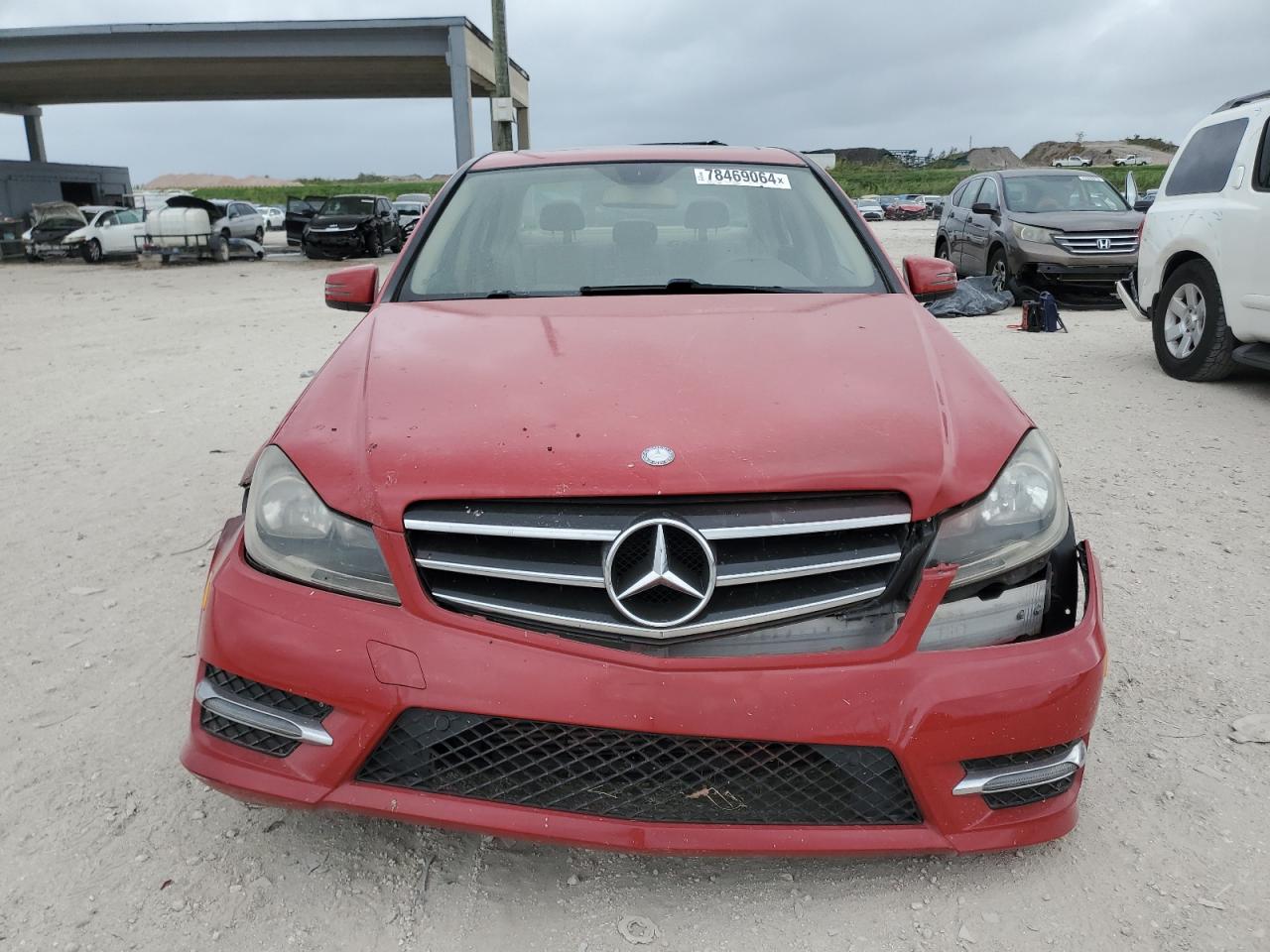 VIN WDDGF4HBXEA918131 2014 MERCEDES-BENZ C-CLASS no.5