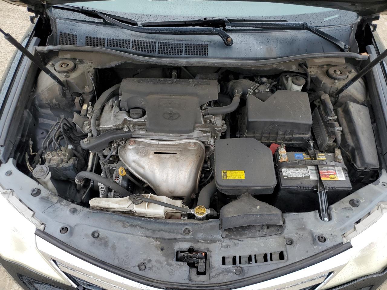 2012 Toyota Camry - Image 11