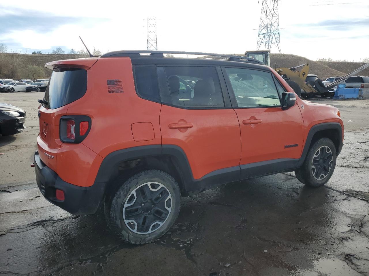 VIN ZACCJBCT0FPB71357 2015 JEEP RENEGADE no.3