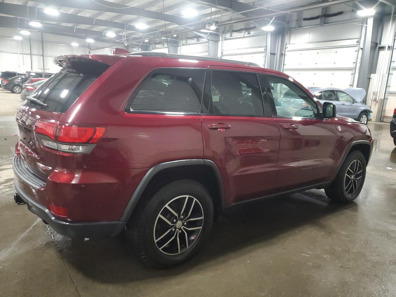 2017 Jeep Grand Cherokee - Image 3
