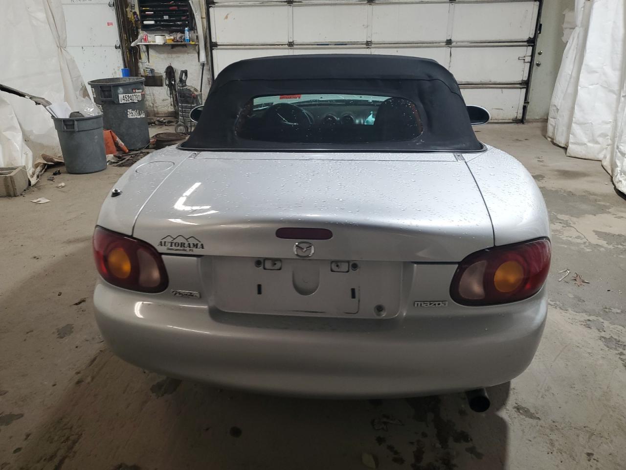 2000 Mazda Mx-5 Miata Base VIN: JM1NB3538Y0151670 Lot: 78877144