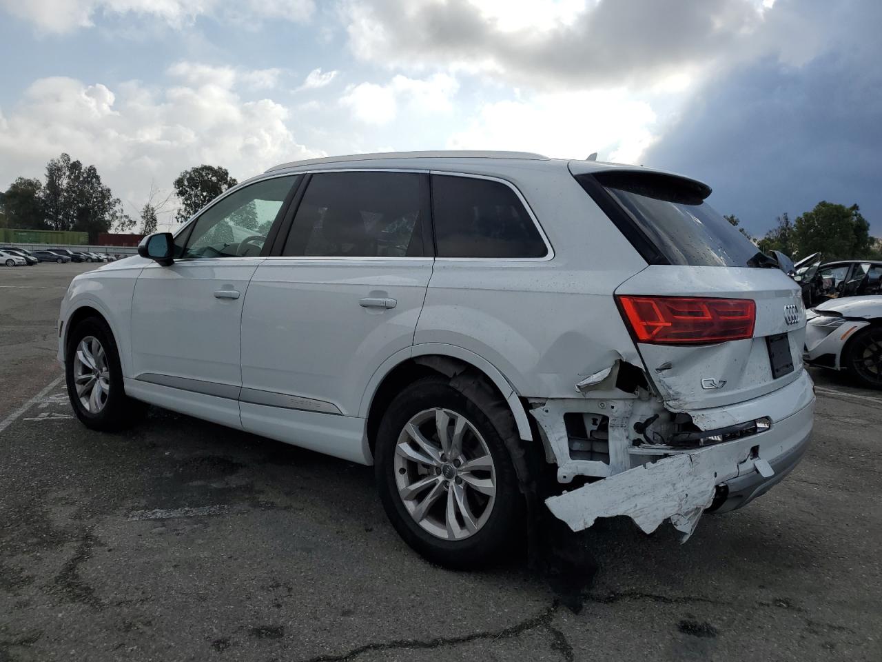 2019 Audi Q7 - Image 2