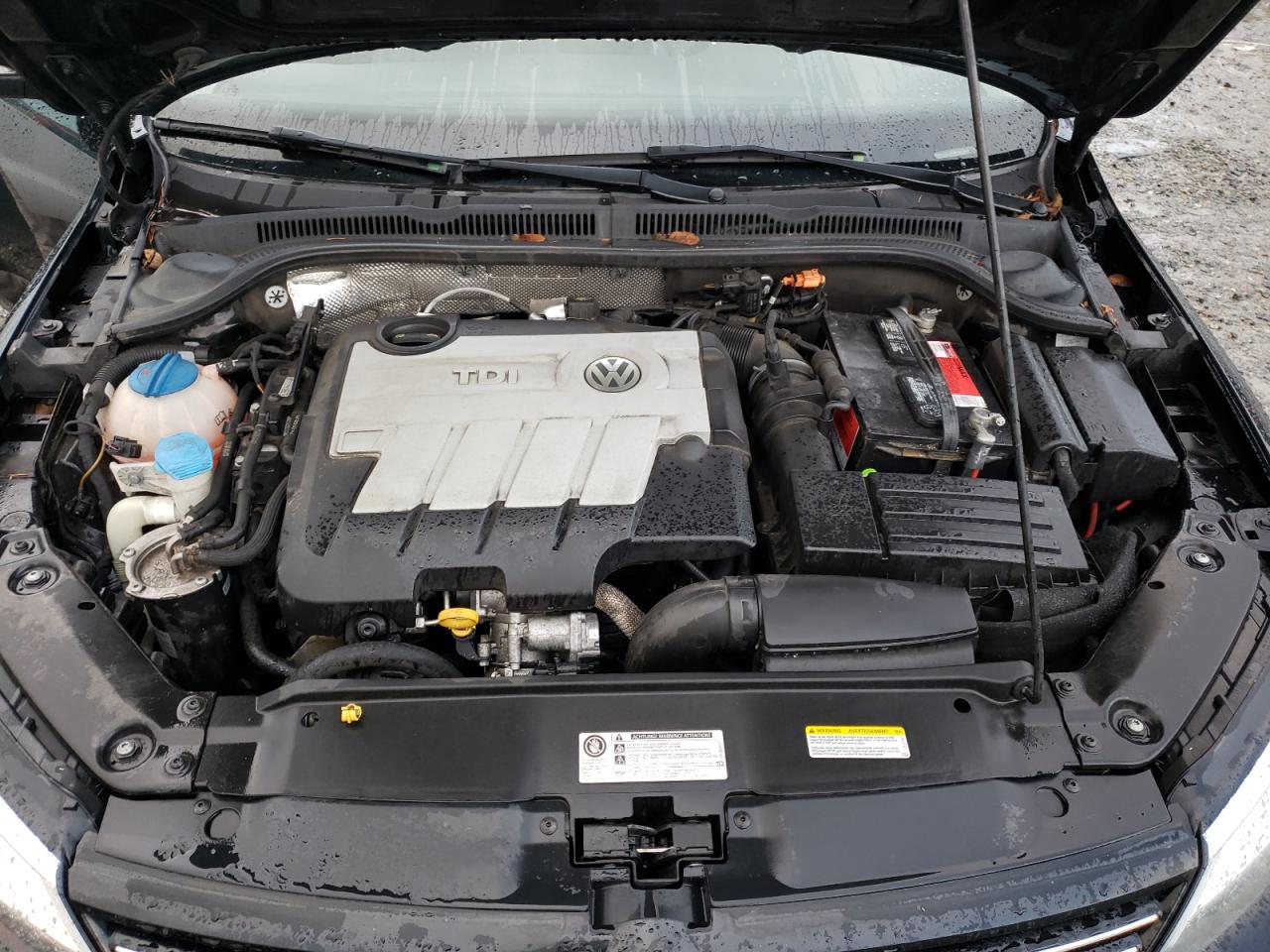 2014 Volkswagen Jetta - Image 11