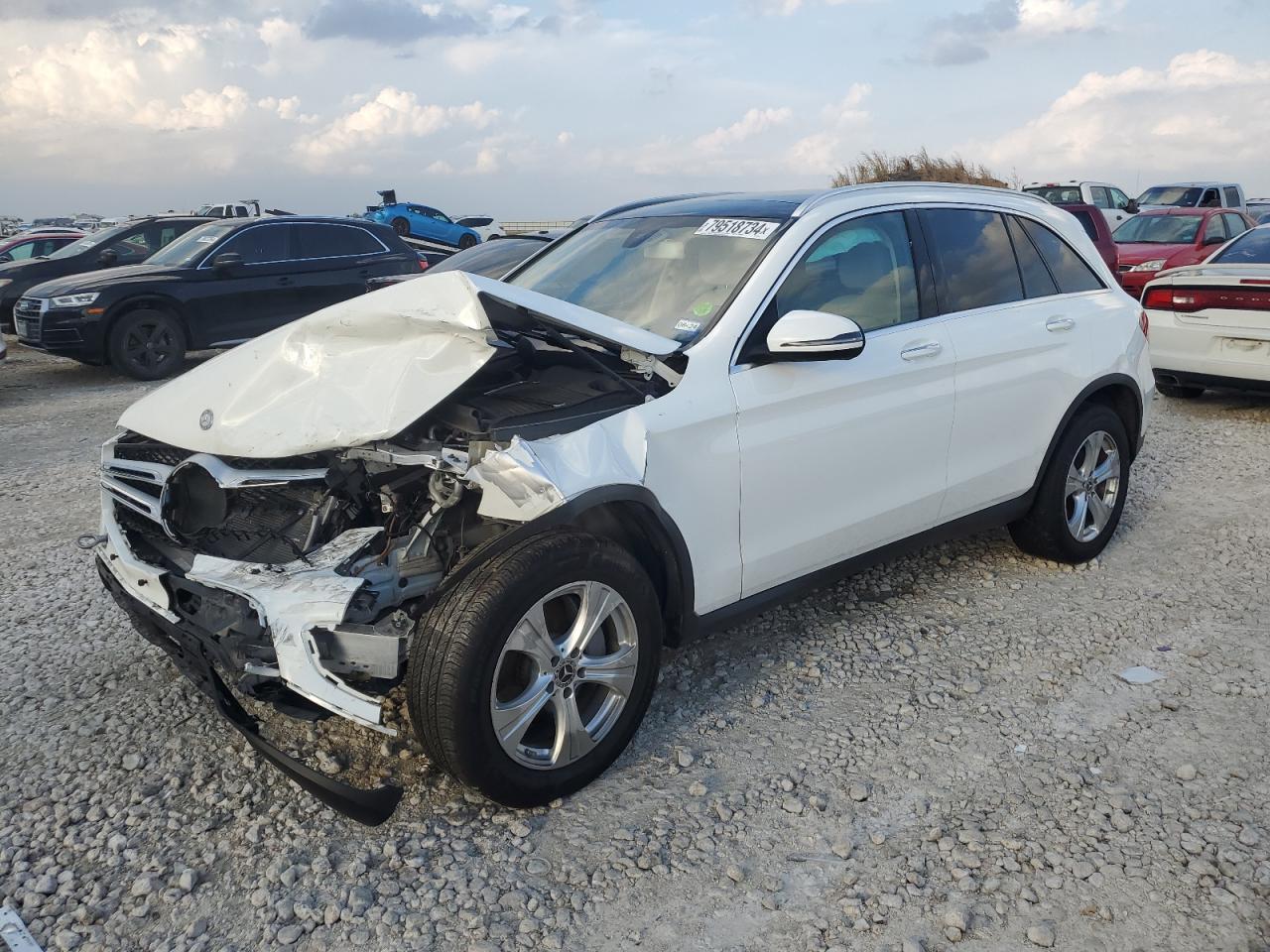 2017 Mercedes-Benz GLC - Image 1