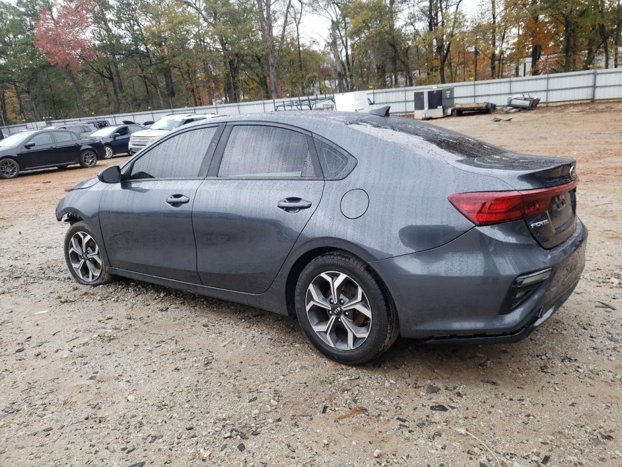 2019 Kia Forte - Image 2