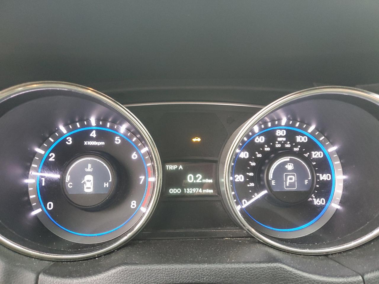 2011 Hyundai Sonata - Image 9