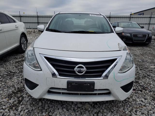  NISSAN VERSA 2017 Biały