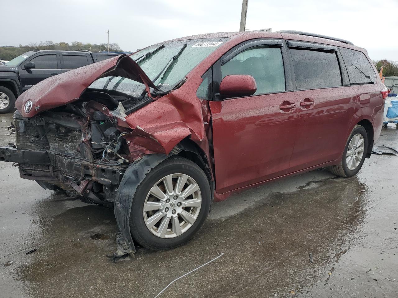 2017 Toyota Sienna - Image 1