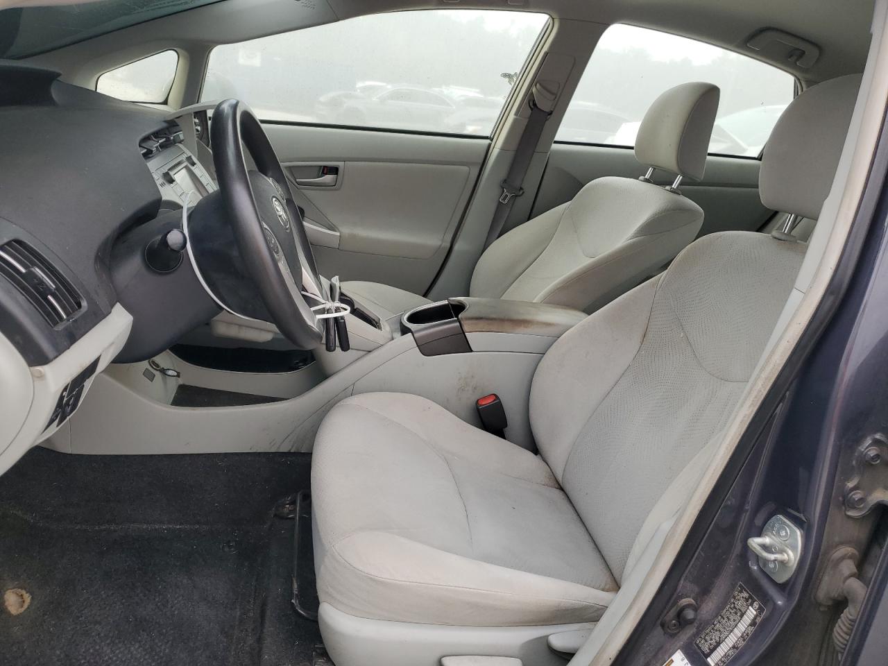 2014 Toyota Prius - Image 7