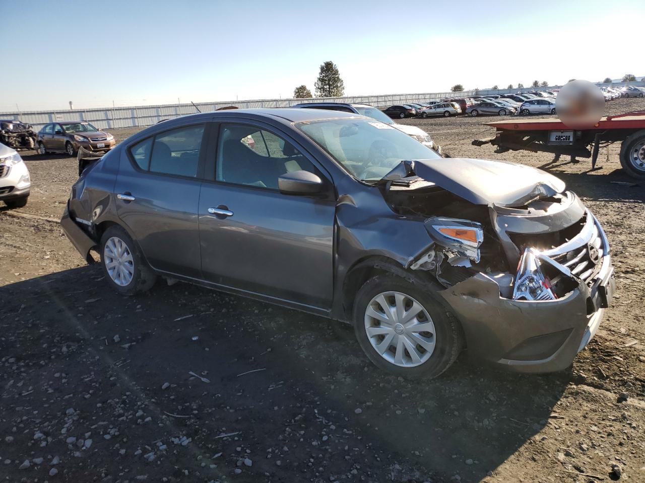 VIN 3N1CN7AP4KL880812 2019 NISSAN VERSA no.4