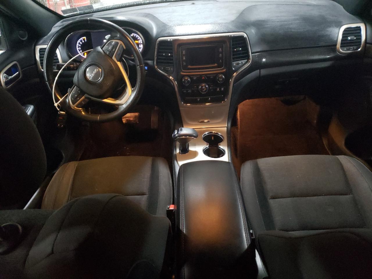 2015 Jeep Grand Cherokee - Image 8