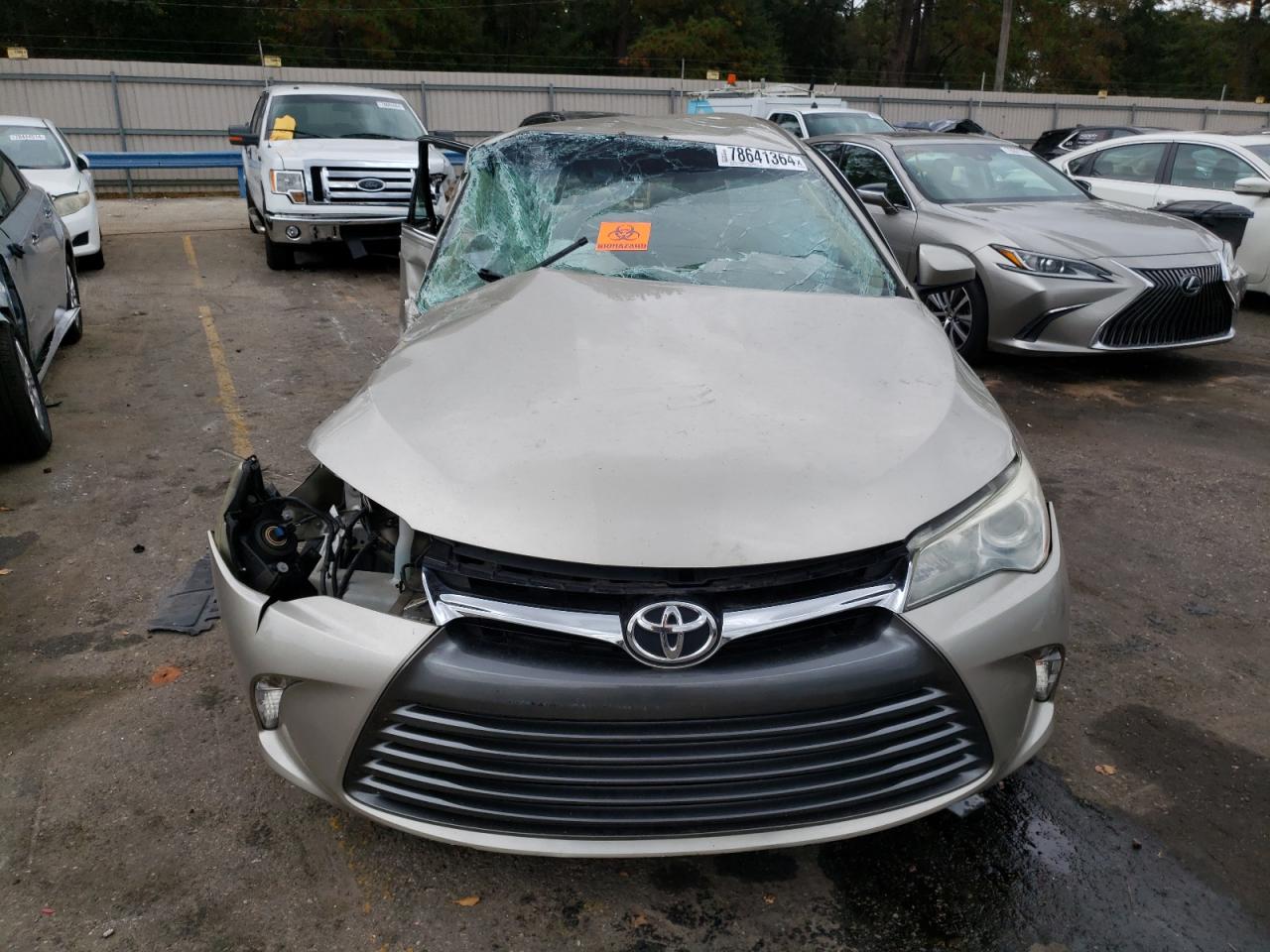 2016 Toyota Camry - Image 5