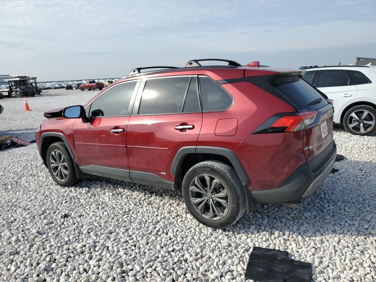 2022 Toyota RAV 4 - Image 2