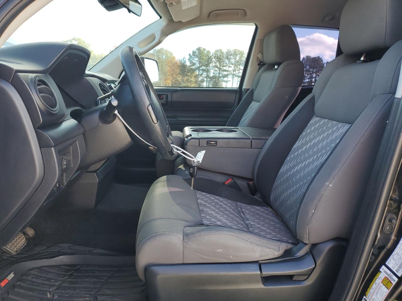 2018 Toyota Tundra - Image 7